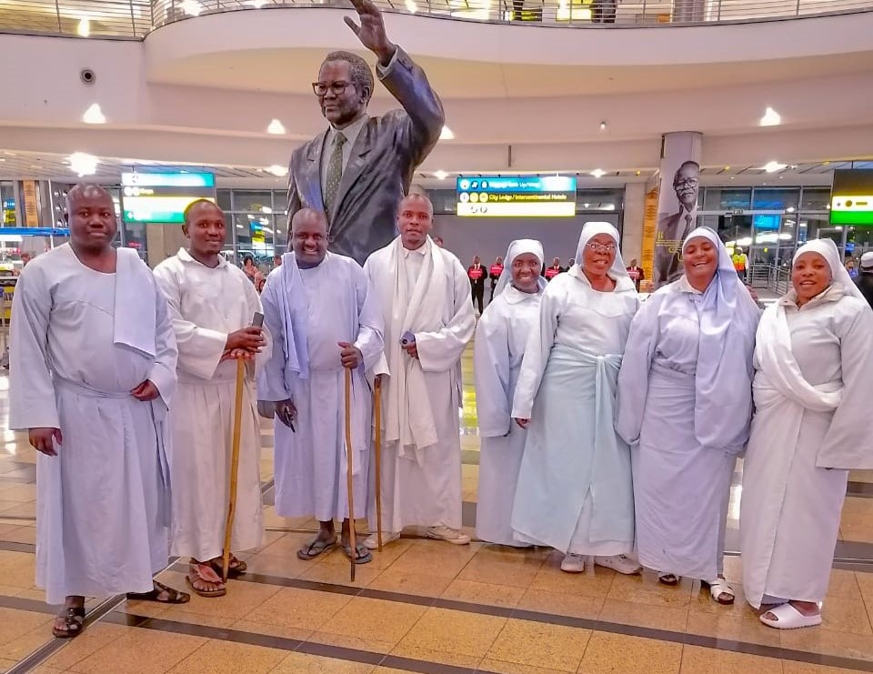 Johane Masowe Chishanu Apostles